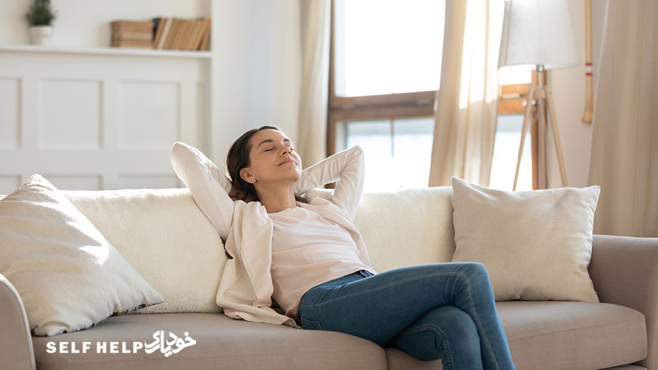 آرامش و تنهایی در خانه